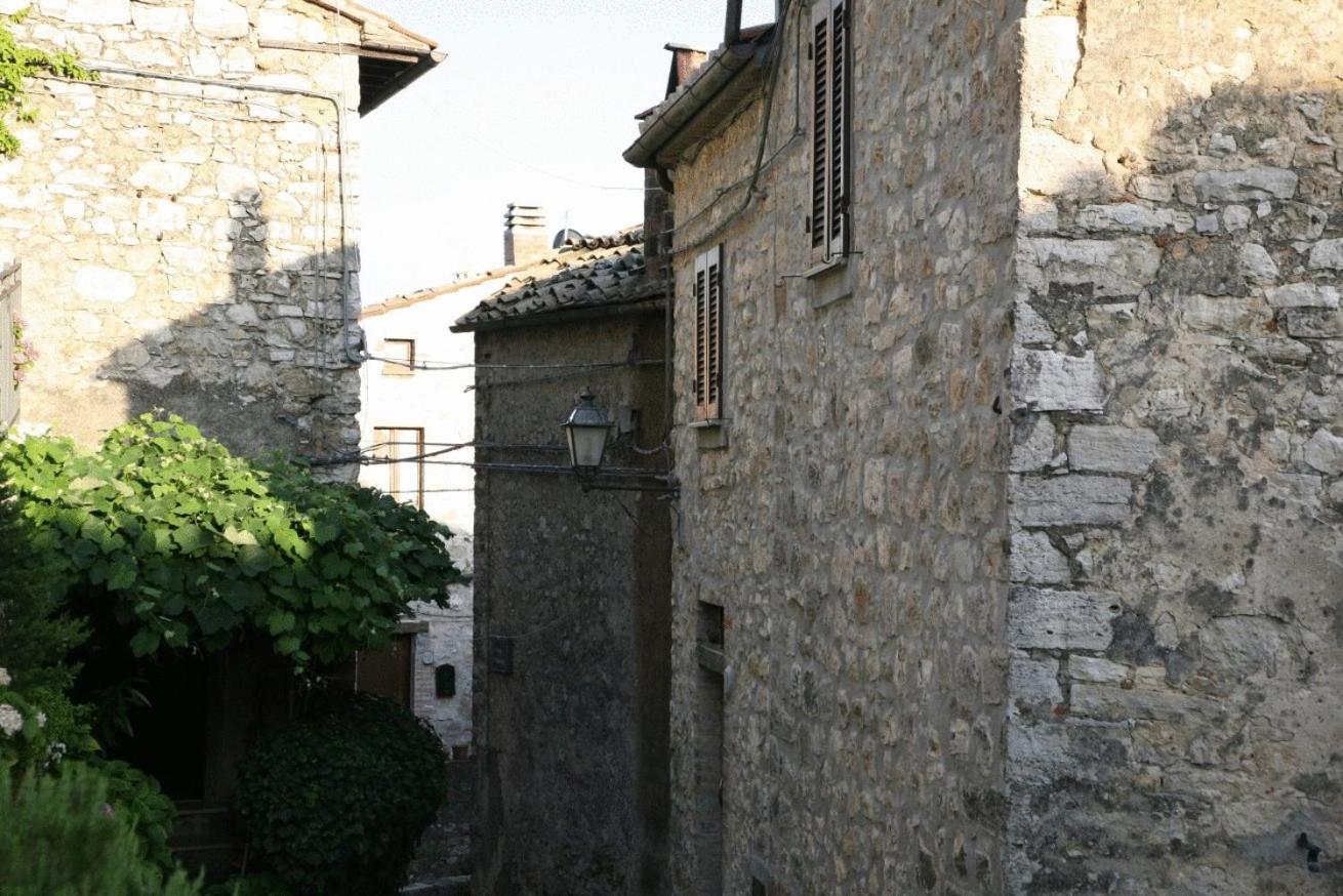 Locanda La Pieve Semproniano Exteriér fotografie